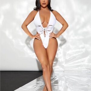 NWOT Lace Up Criss Cross One Piece Swimsuit, Size Small,